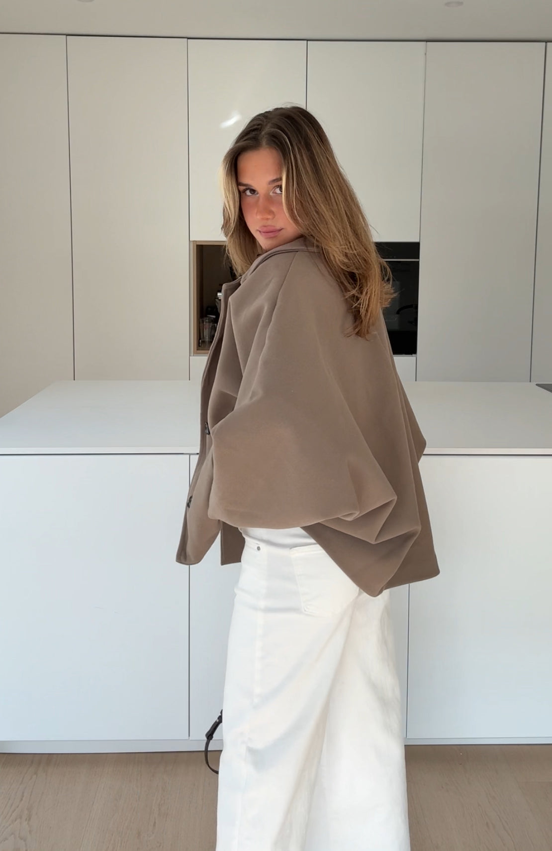 OVERSIZE KURTKA CYNAMONOWA